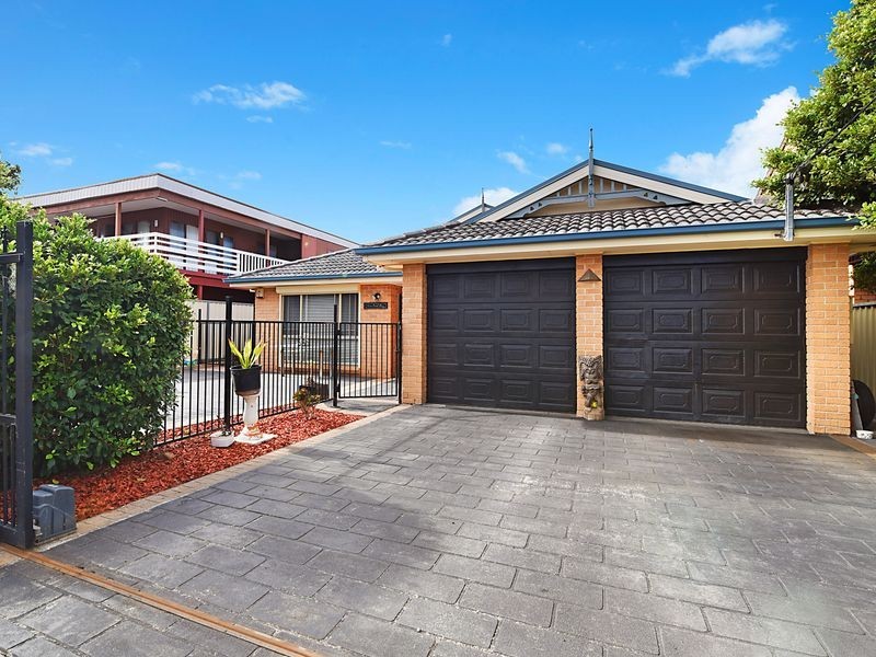 16 Wilfred Barrett Drive, The Entrance North NSW 2261