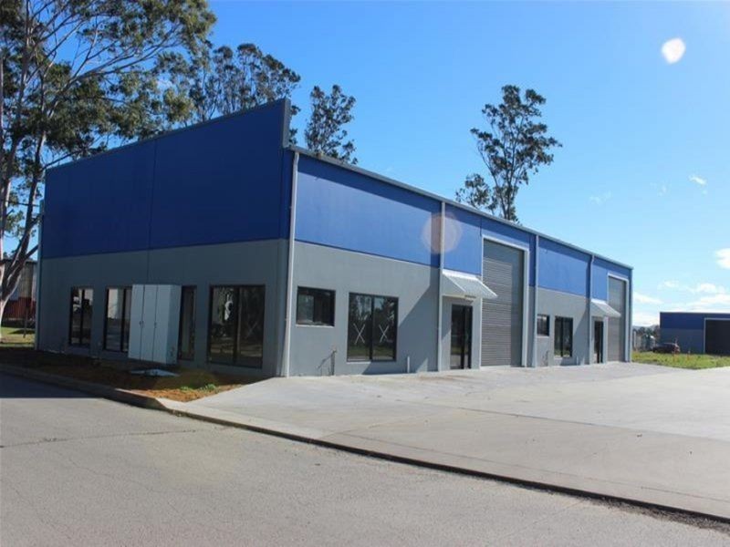 1 & 2 11 Kyle Street, Rutherford NSW 2320