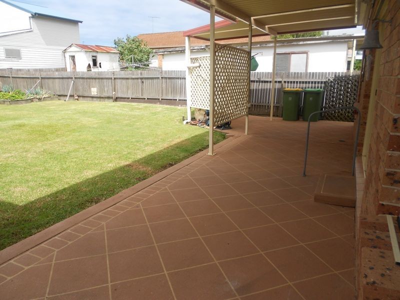 12 McGirr Avenue, The Entrance NSW 2261