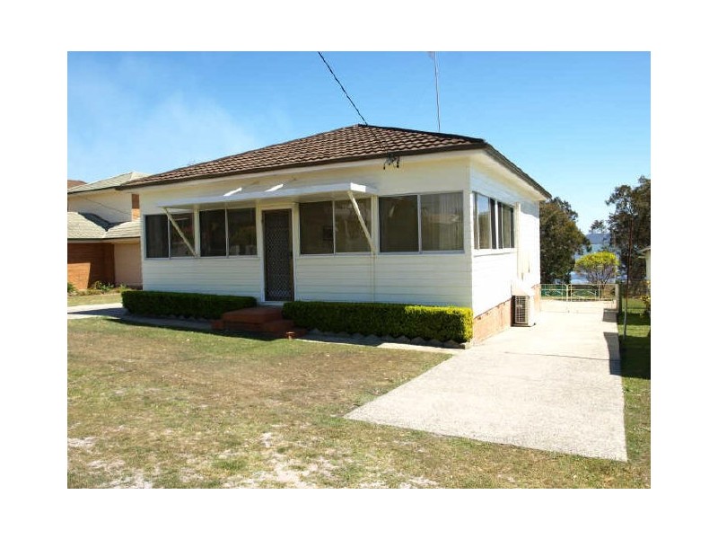 87 Lakeside Parade, The Entrance NSW 2261