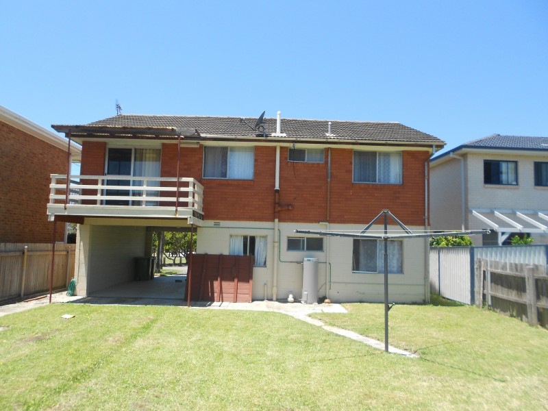 2/7 The Crescent, Blue Bay NSW 2261