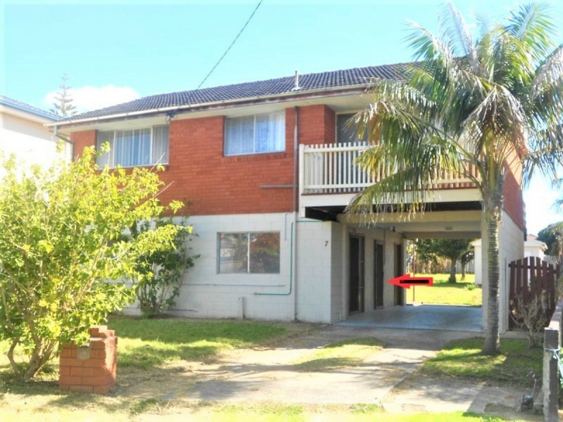 2/7 The Crescent, Blue Bay NSW 2261