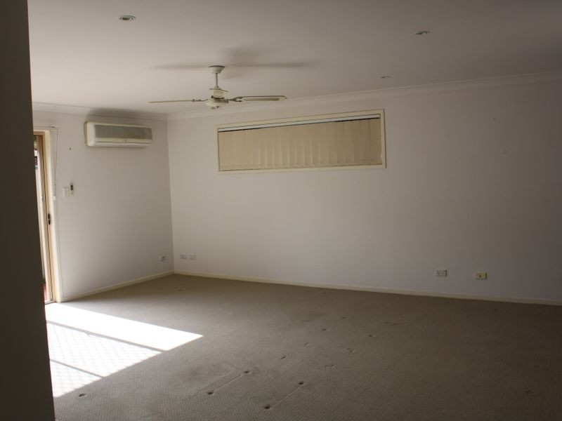 2/16 Mclachlan Avenue, Long Jetty NSW 2261