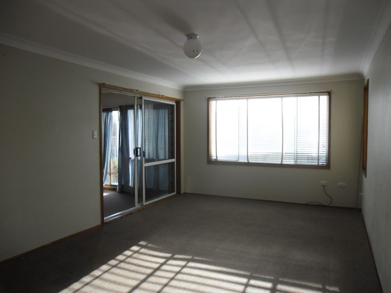 1/9 Warrigal Street, The Entrance NSW 2261