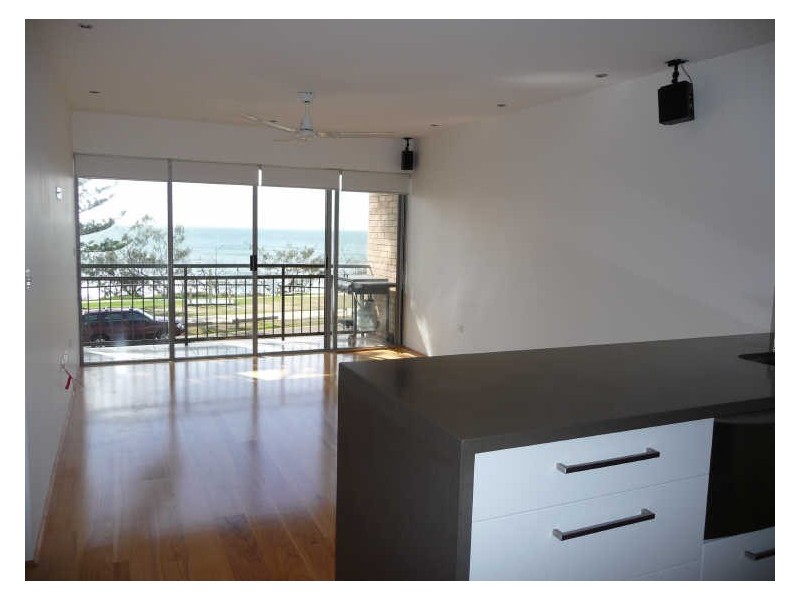 3/242 Alexandra Pde,, Alexandra Headland QLD 4572