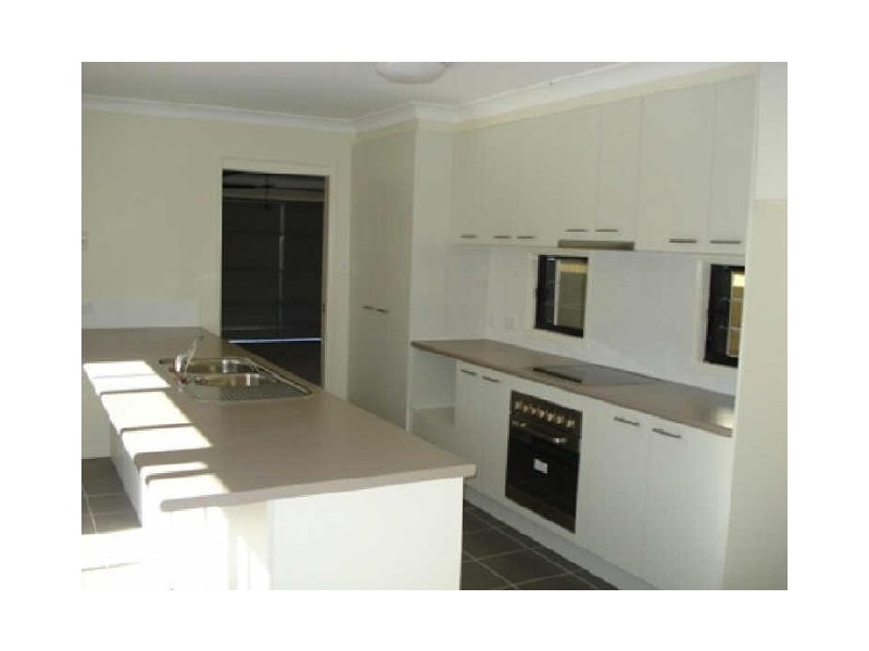 14 Quandong Street, Meridan Plains QLD 4551