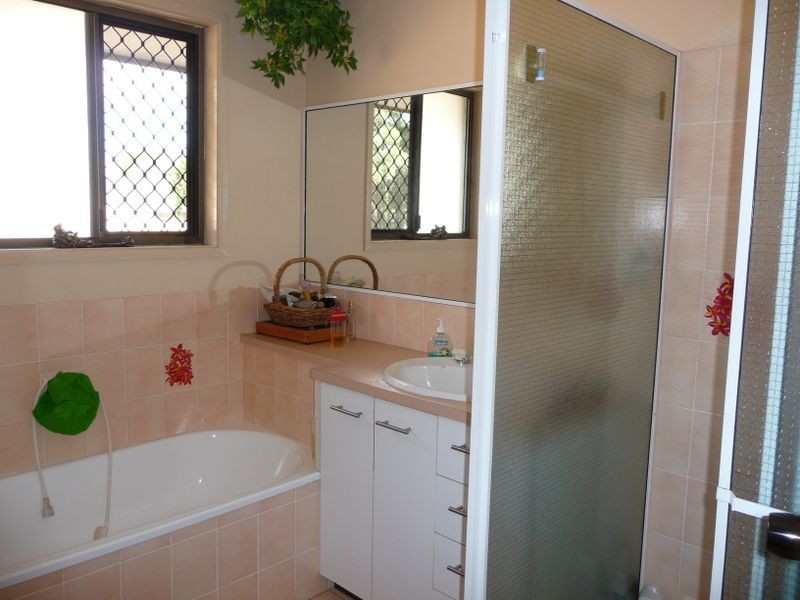 24 Hermosa Street, Mountain Creek QLD 4557