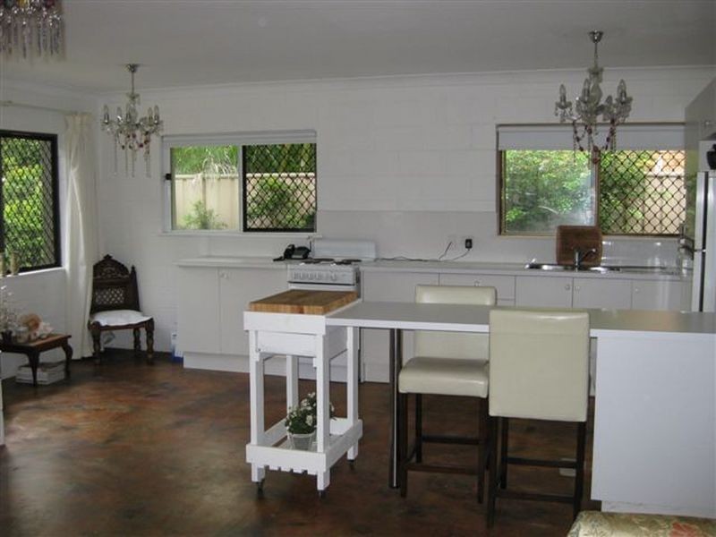 8 Bull Street, Currimundi QLD 4551