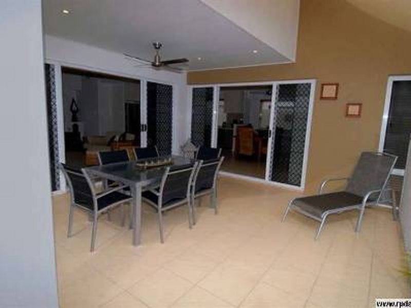 7 Sable Court, Kawana Waters QLD 4575