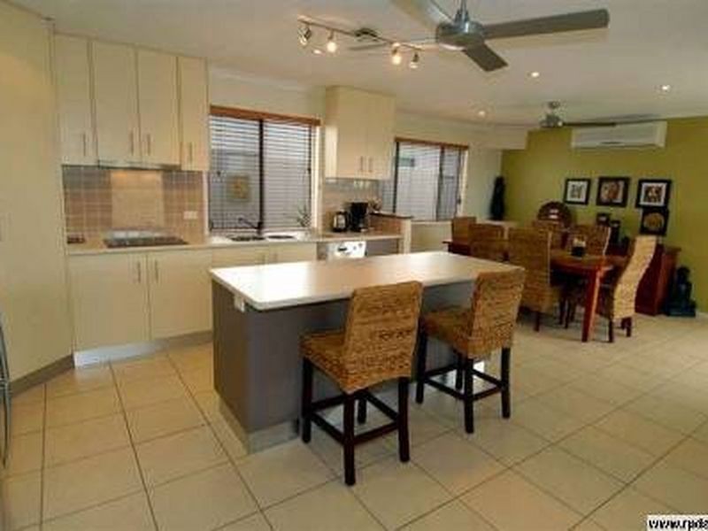 7 Sable Court, Kawana Waters QLD 4575