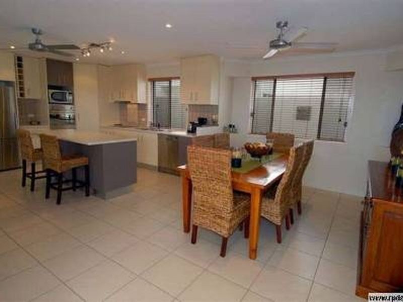 7 Sable Court, Kawana Waters QLD 4575