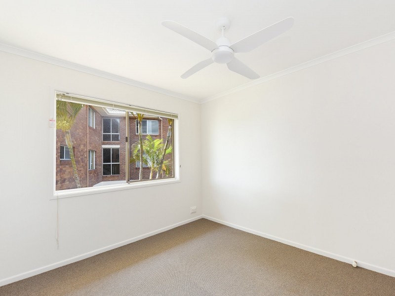 Unit 4/26 Pangarinda Place, Mooloolaba QLD 4557