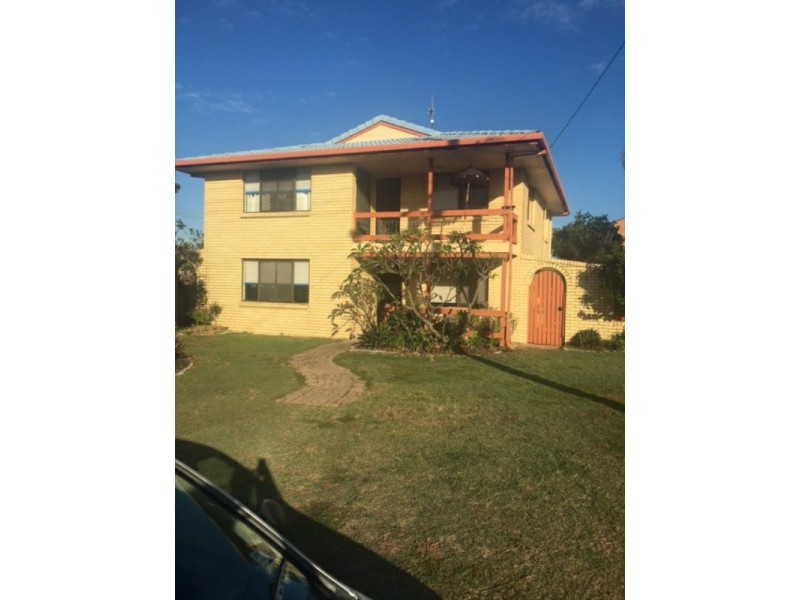 34 Oceanic Drive, Warana QLD 4575