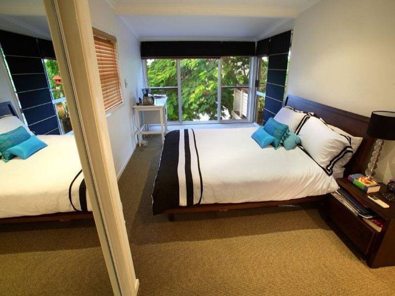 66 Buderim Av, Alexandra Headland QLD 4572