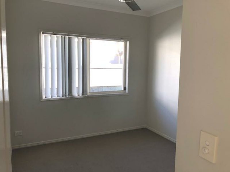 27 Northbrook Street, Caloundra West QLD 4551