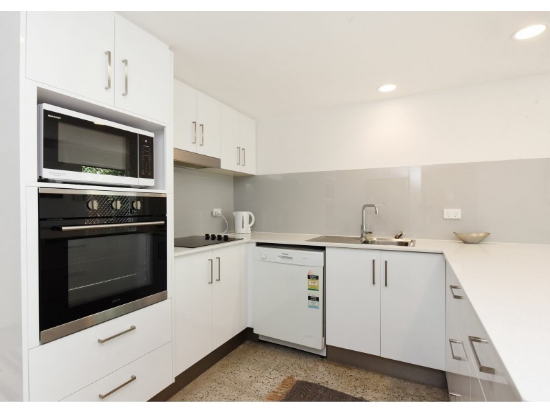 Unit 1/14 Muraban Street, Mooloolaba QLD 4557