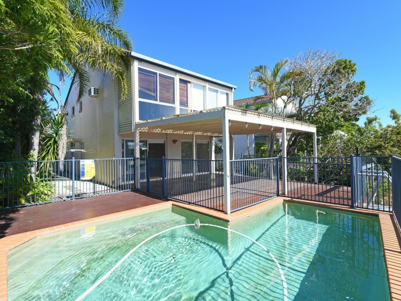 11B Admirals Court, Mooloolaba QLD 4557