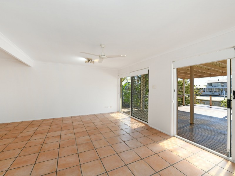 11B Admirals Court, Mooloolaba QLD 4557