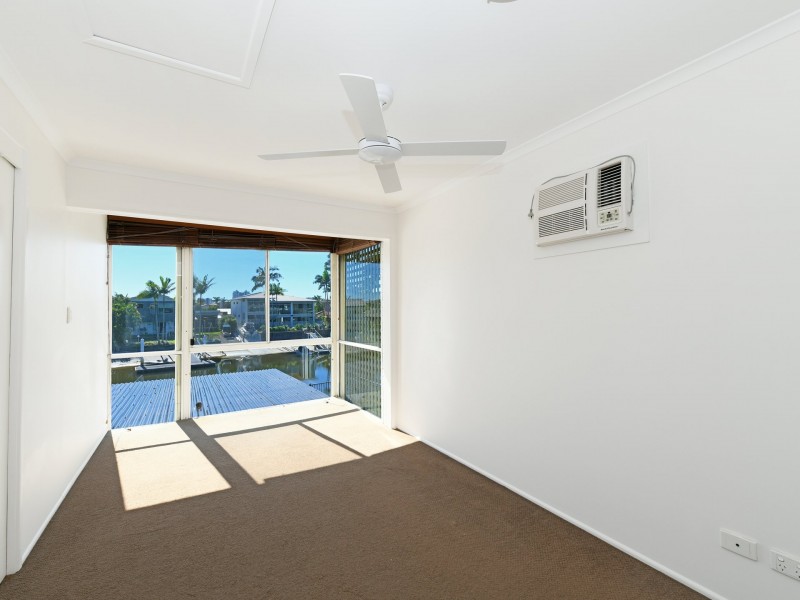 11B Admirals Court, Mooloolaba QLD 4557