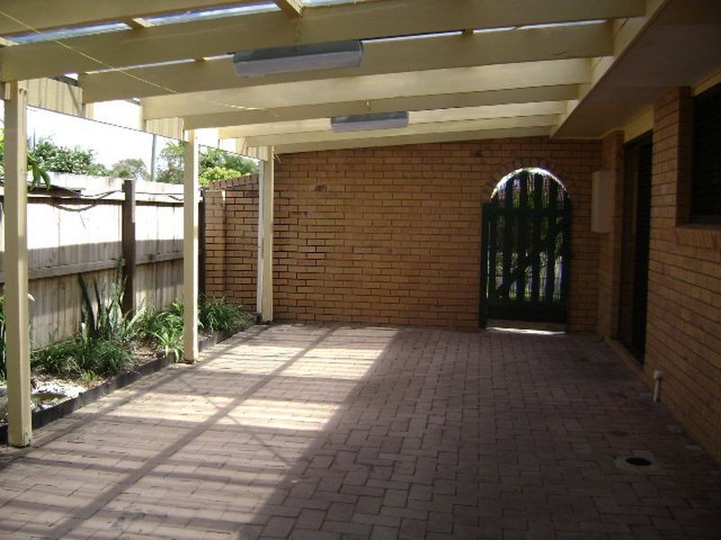 13 Bluebird Parade, Bokarina QLD 4575