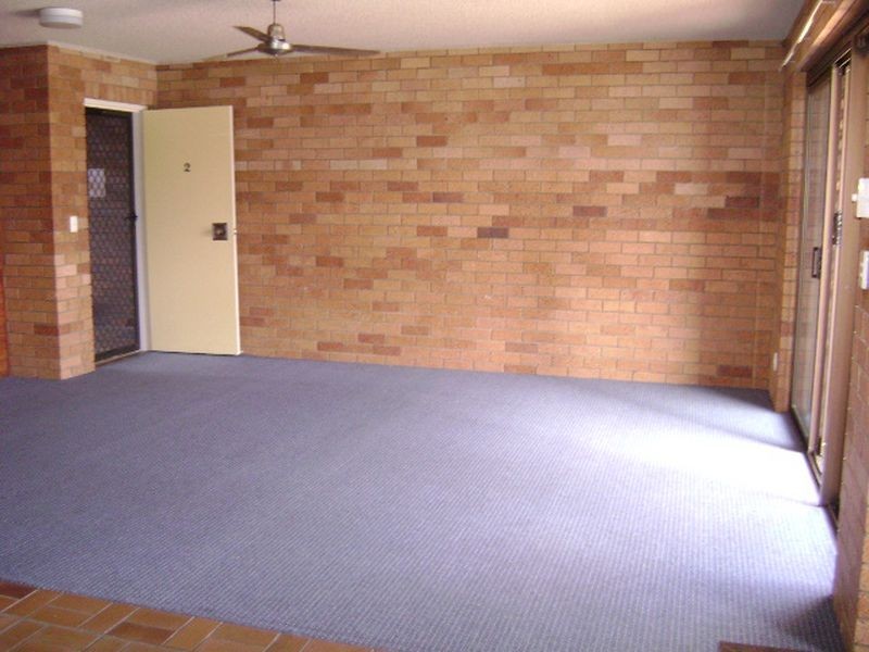 2/21 Barooga Crescent, Mooloolaba QLD 4557