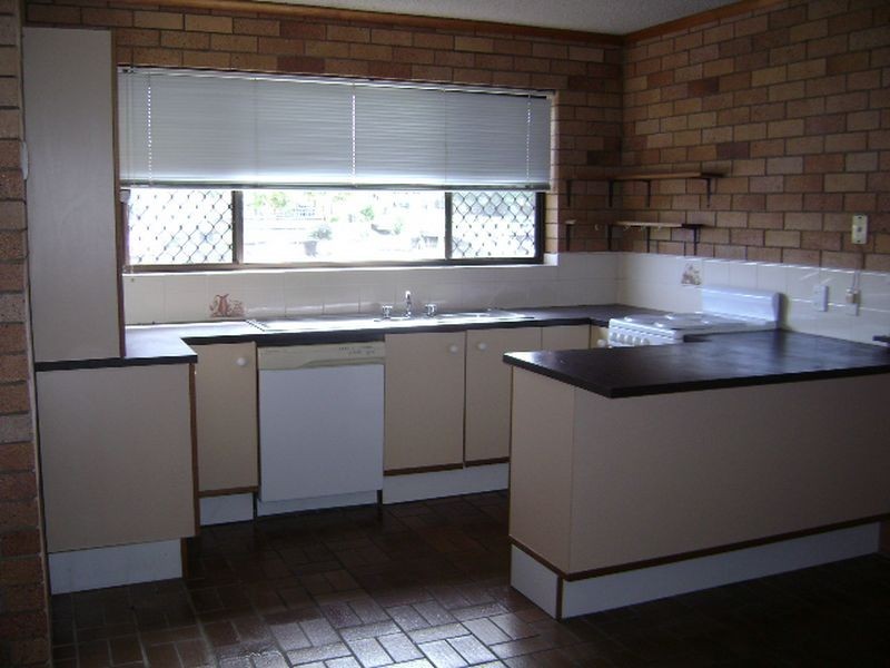 2/21 Barooga Crescent, Mooloolaba QLD 4557