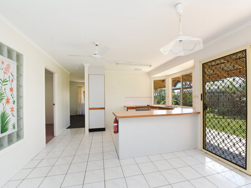 22 Surf Road, Maroochydore QLD 4558