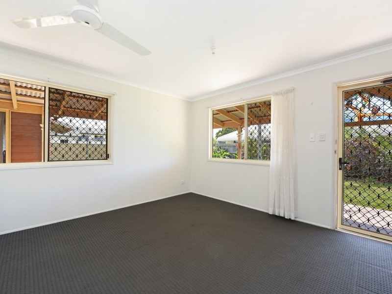 22 Surf Road, Maroochydore QLD 4558