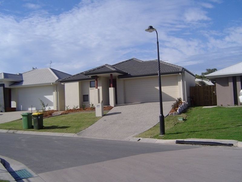 25 Robur Crescent, Mountain Creek QLD 4557