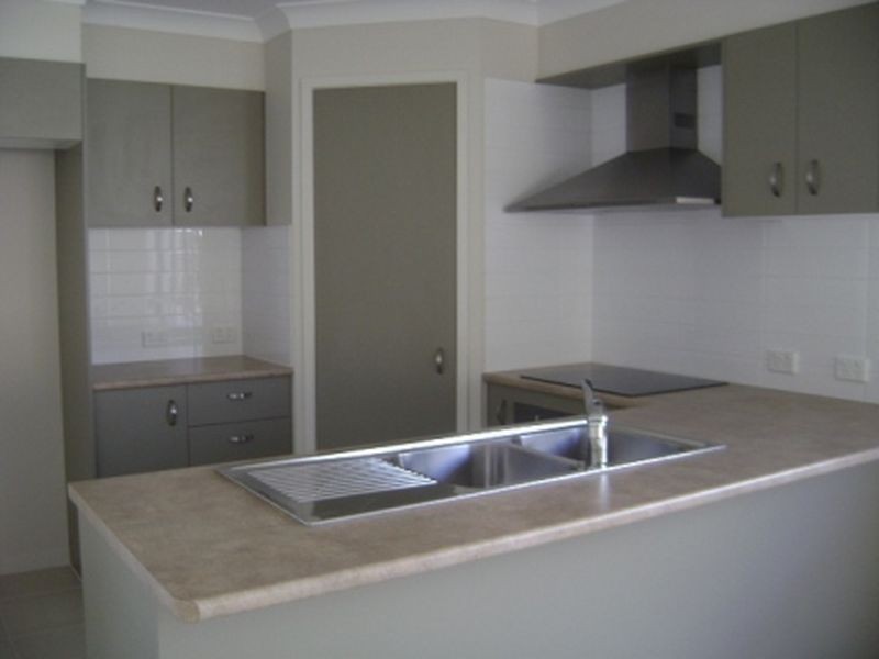 25 Robur Crescent, Mountain Creek QLD 4557