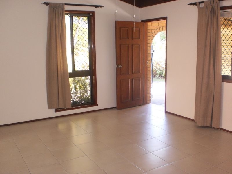 13 Bluebird Parade, Bokarina QLD 4575