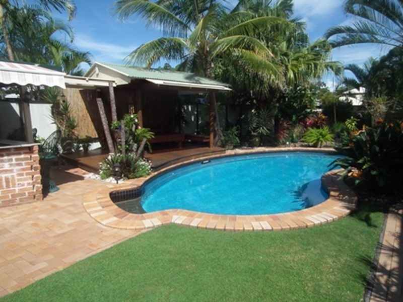 26 Karawatha Drive, Mountain Creek QLD 4557