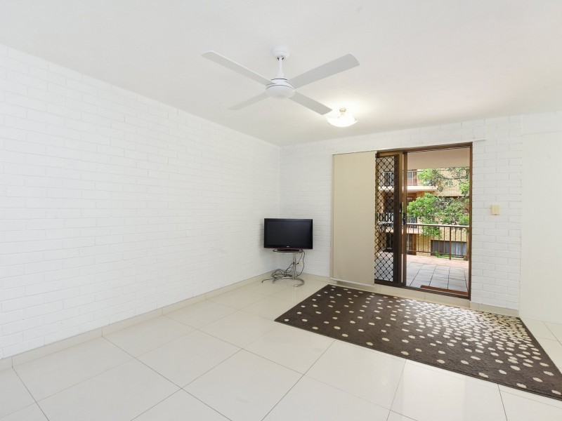 Unit 2/10 Muraban Street, Mooloolaba QLD 4557