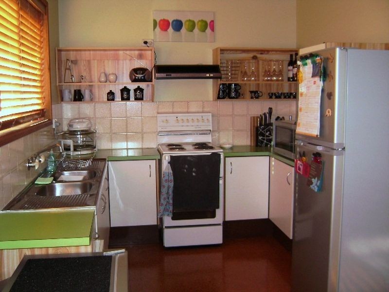 2/9 Kenewin Street, Maroochydore QLD 4558