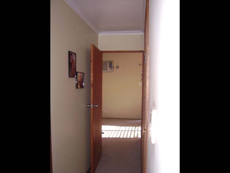 2/9 Kenewin Street, Maroochydore QLD 4558