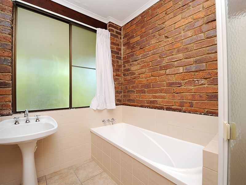 58 Mons School Rd, Buderim QLD 4556
