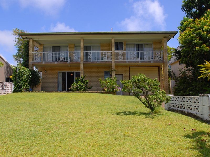 16 Culbarra Street, Mooloolaba QLD 4557