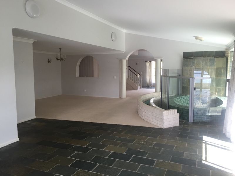 6 Imara Court, Mountain Creek QLD 4557