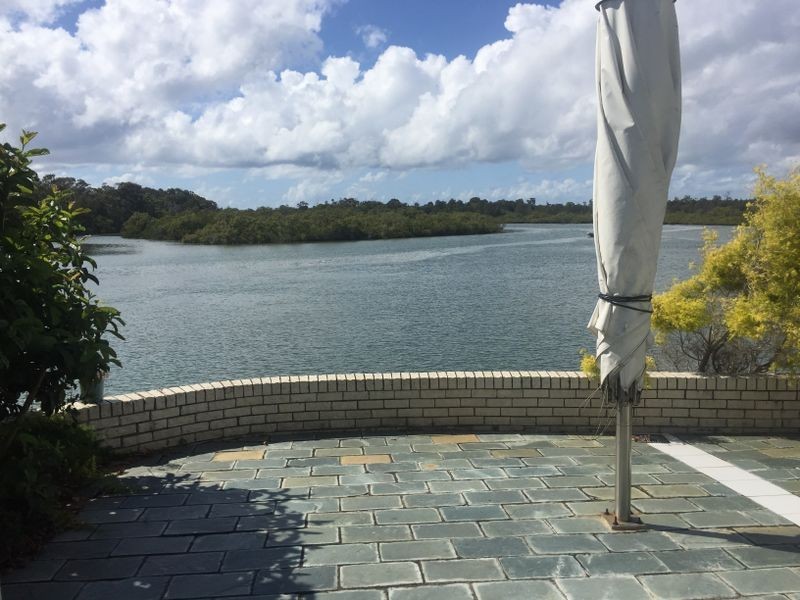 6 Imara Court, Mountain Creek QLD 4557