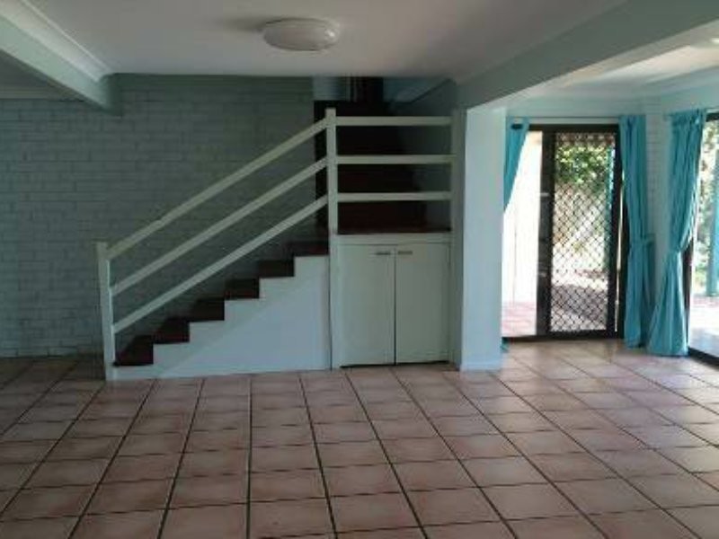 75 Cootamundra Drive, Mountain Creek QLD 4557