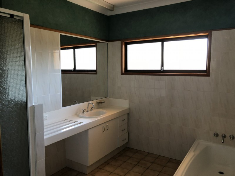 9 Ewinga  Court, Mountain Creek QLD 4557