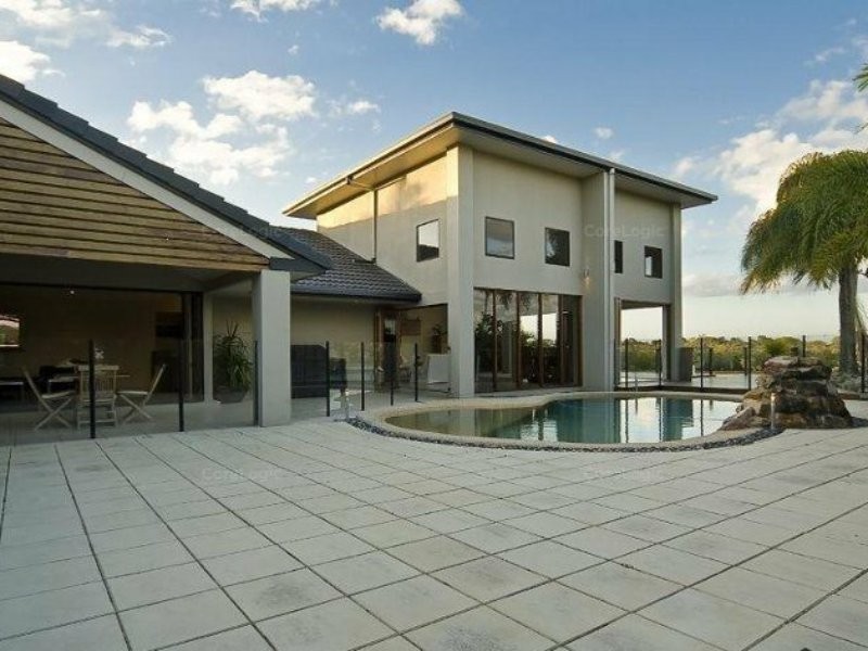 10 Ewinga Court, Mountain Creek QLD 4557