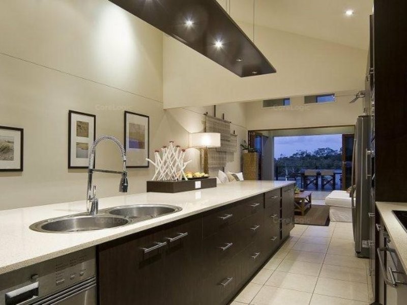 10 Ewinga Court, Mountain Creek QLD 4557