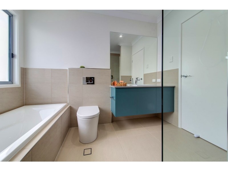 A/55 Lamatia Drive, Mountain Creek QLD 4557