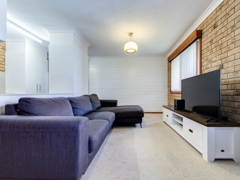 2/9 Boorook Street, Buddina QLD 4575