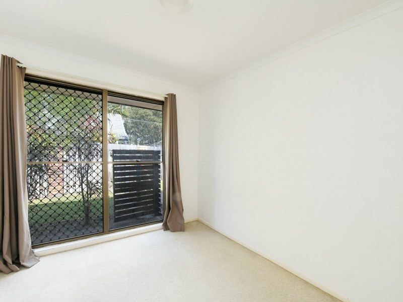 4 Ewinga Court, Mountain Creek QLD 4557