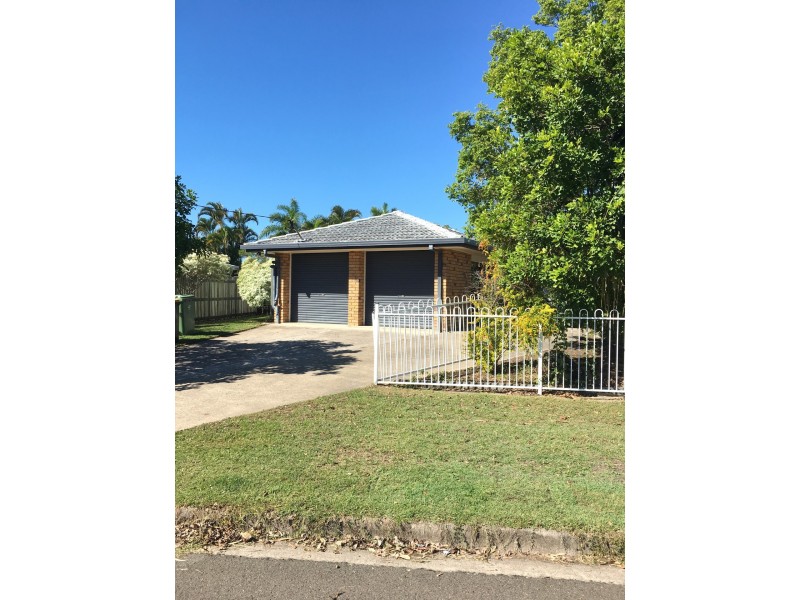 4 Ewinga Court, Mountain Creek QLD 4557