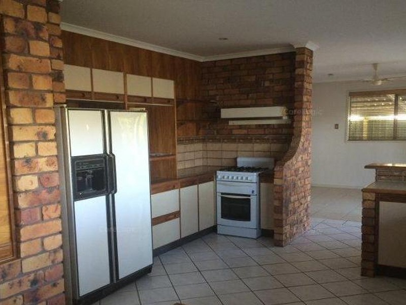 10 Imara Court, Mountain Creek QLD 4557