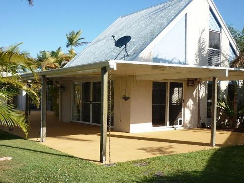 3 Paraka Court, Mountain Creek QLD 4557