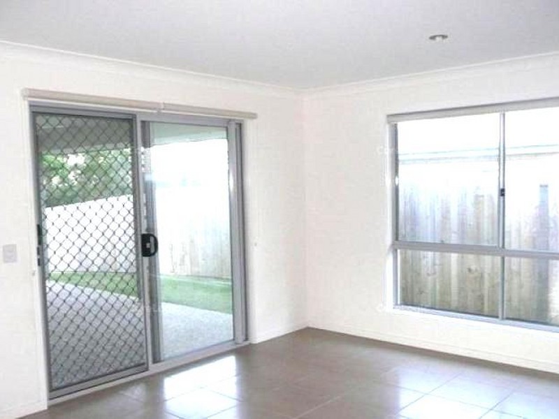 9 Kurrimine Crescent, Mountain Creek QLD 4557